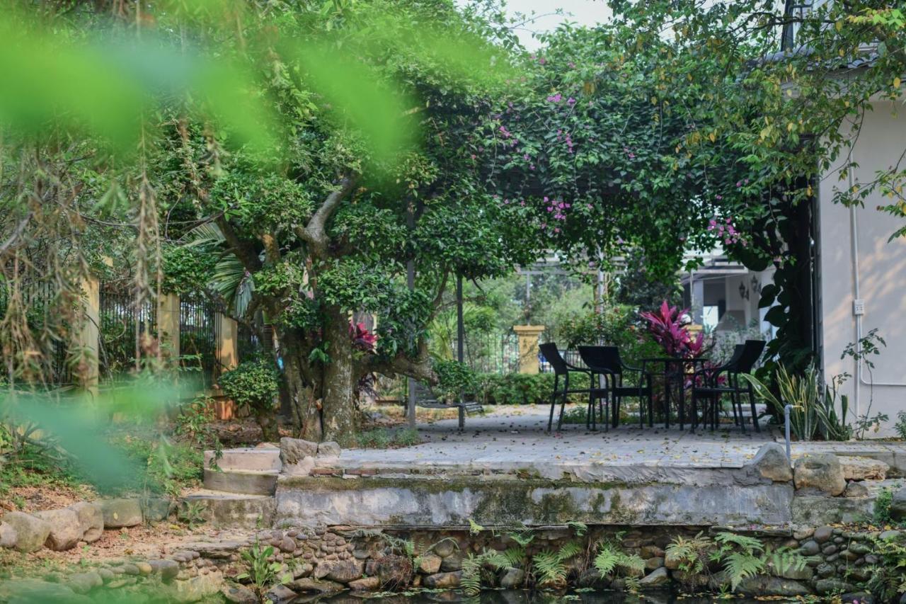 Le Villa Luong Son Hòa Bình Exteriör bild
